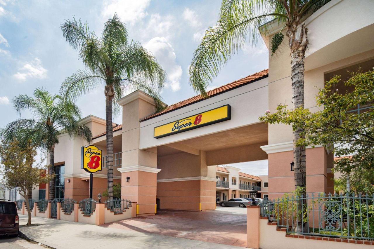 Motel Super 8 By Wyndham North Hollywood