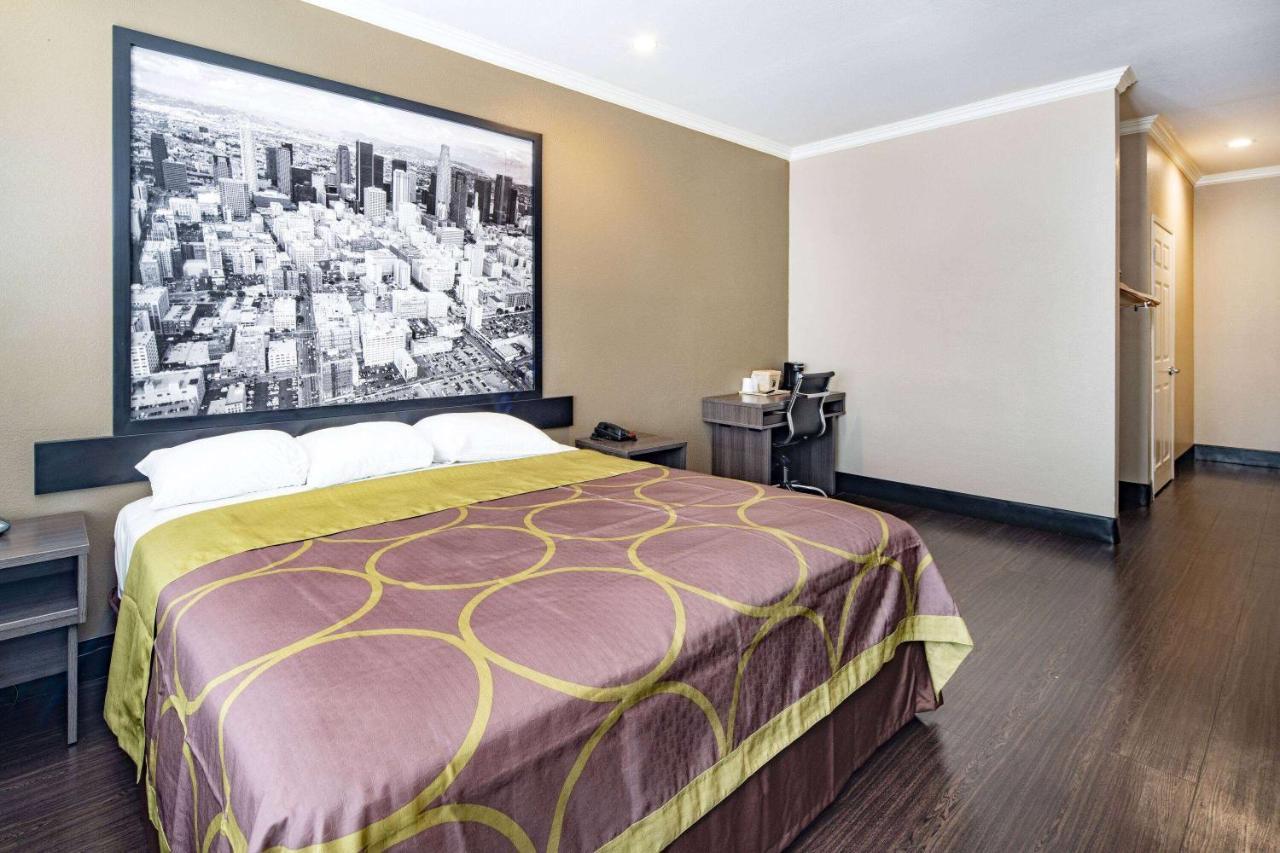 Motel Super 8 By Wyndham North Hollywood 2*