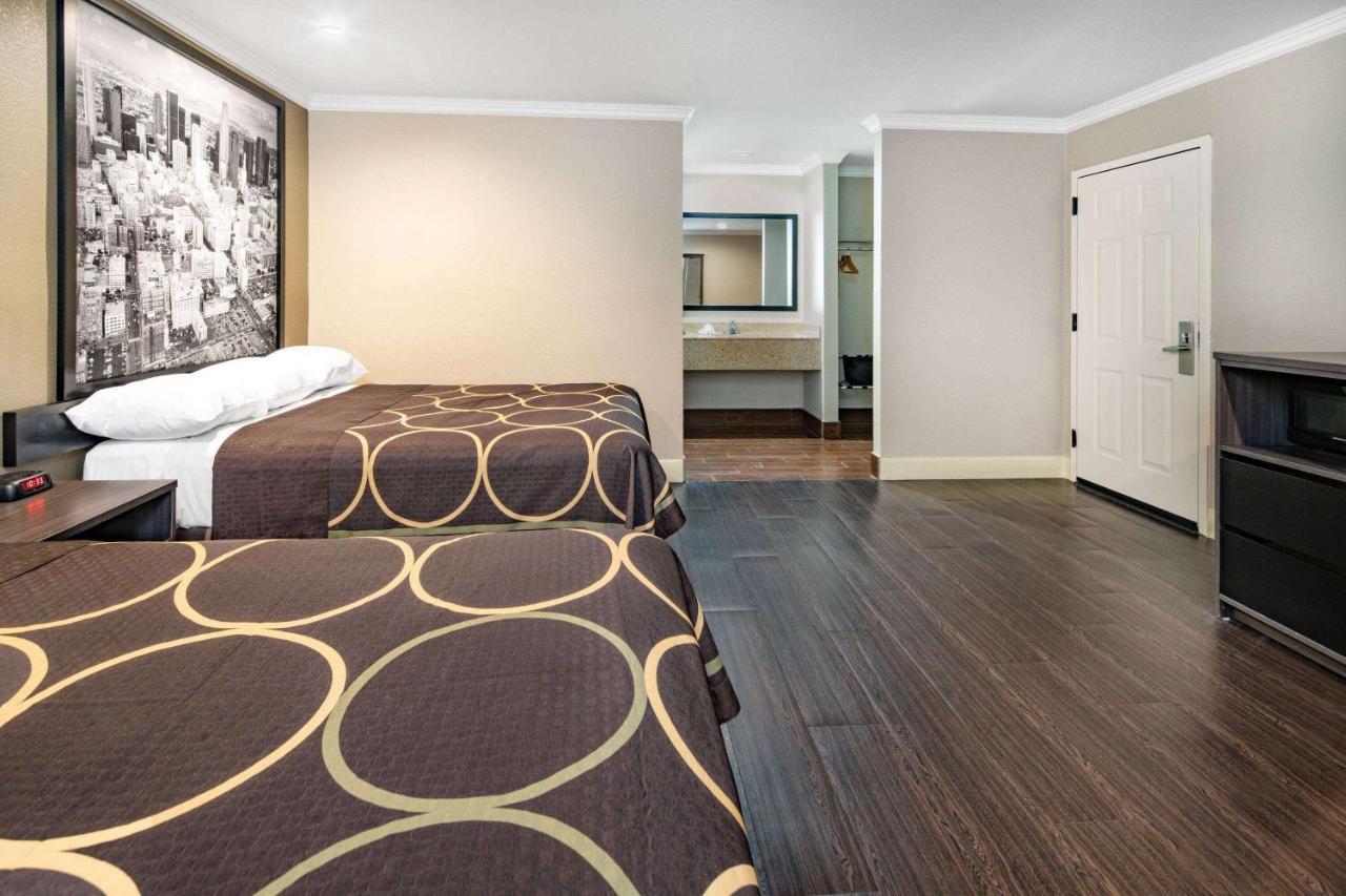 Motel Super 8 By Wyndham North Hollywood Los Angeles