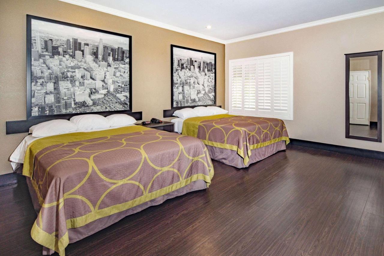 Motel Super 8 By Wyndham North Hollywood