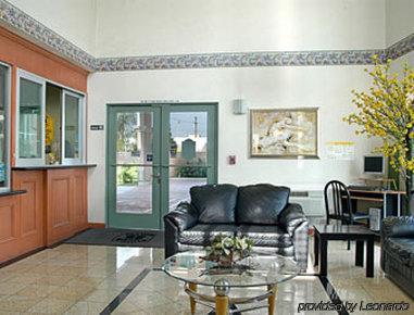 Super 8 By Wyndham North Hollywood Motel Los Angeles