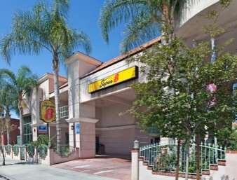 Super 8 By Wyndham North Hollywood 2*