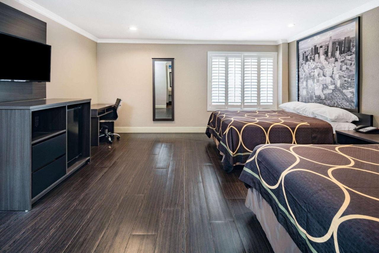 Super 8 By Wyndham North Hollywood 2* Los Angeles