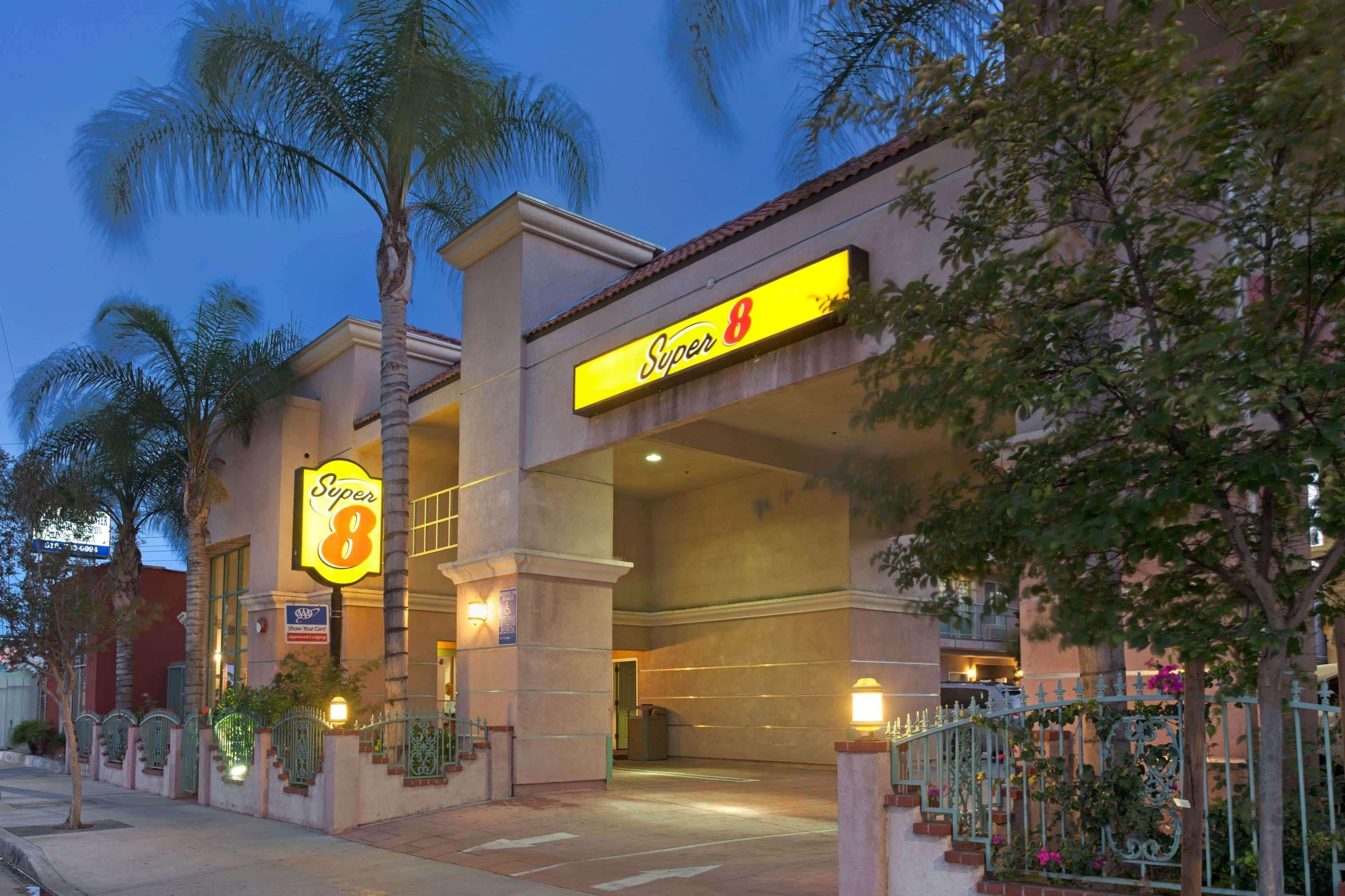 Super 8 By Wyndham North Hollywood 2* Los Ángeles